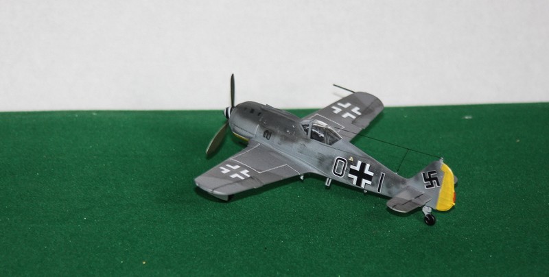 FOCKE WULF Fw 190 A5/F8  Réf 50235 Img_0433