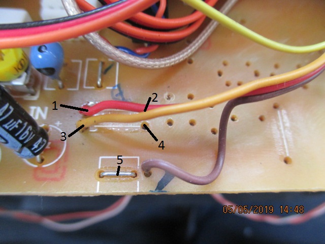 Electrobidouille 5 : Transformer une radio Futaba en 2.4GHz Img_1354