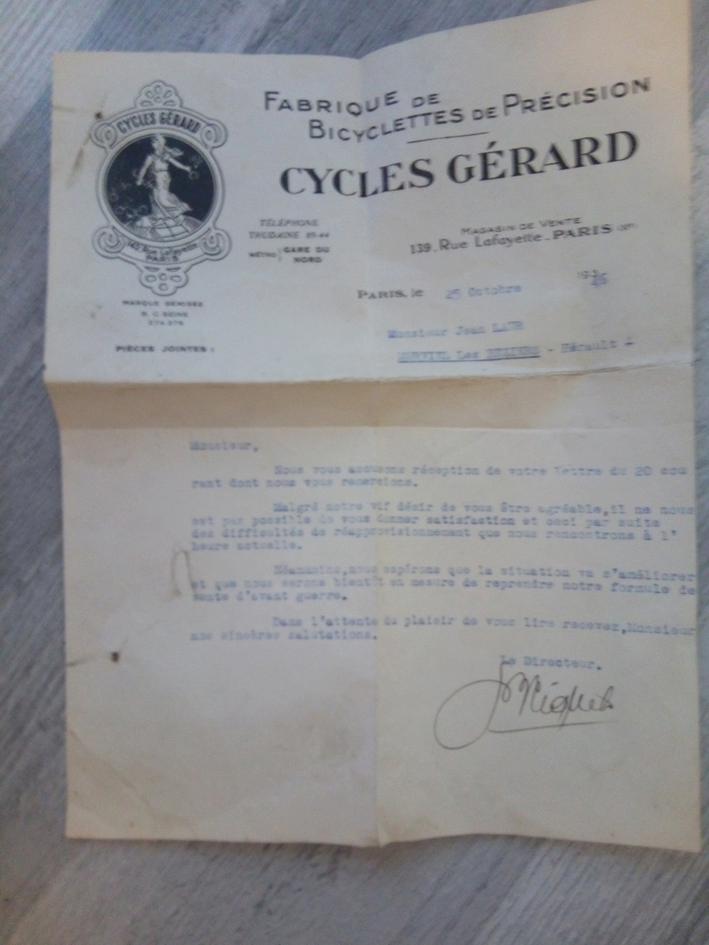 Bonjour a tous, je suis en possession de document commercial du fabricant de vélo Gérard datant de 1946 Img_2010