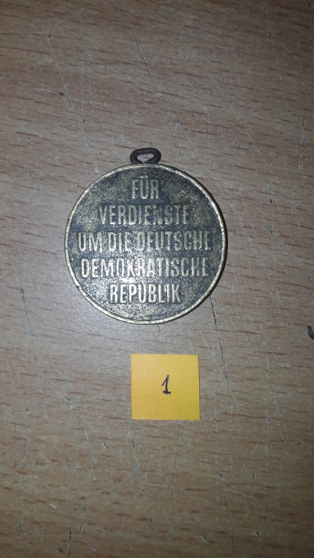Médaille du travail RDA Z10