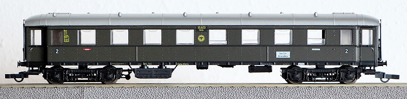 Die Einheits-Eilzugwagen als H0-Modelle 03-sm-10