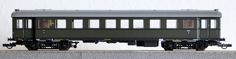 Die Einheits-Eilzugwagen als H0-Modelle 11-rc-10