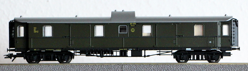 Die preußischen Reisezugwagen als H0-Modelle - Seite 2 Img_6314