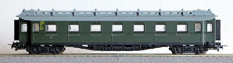 Die preußischen Reisezugwagen als H0-Modelle Lilipu20