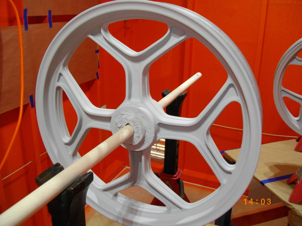 Refurbishing wheels Imgp4114