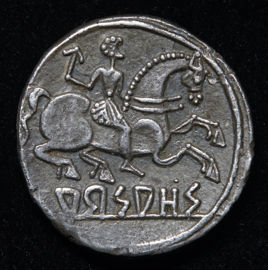 Variantes denarios de Arsaos multirizos con busto figurado. 27591510