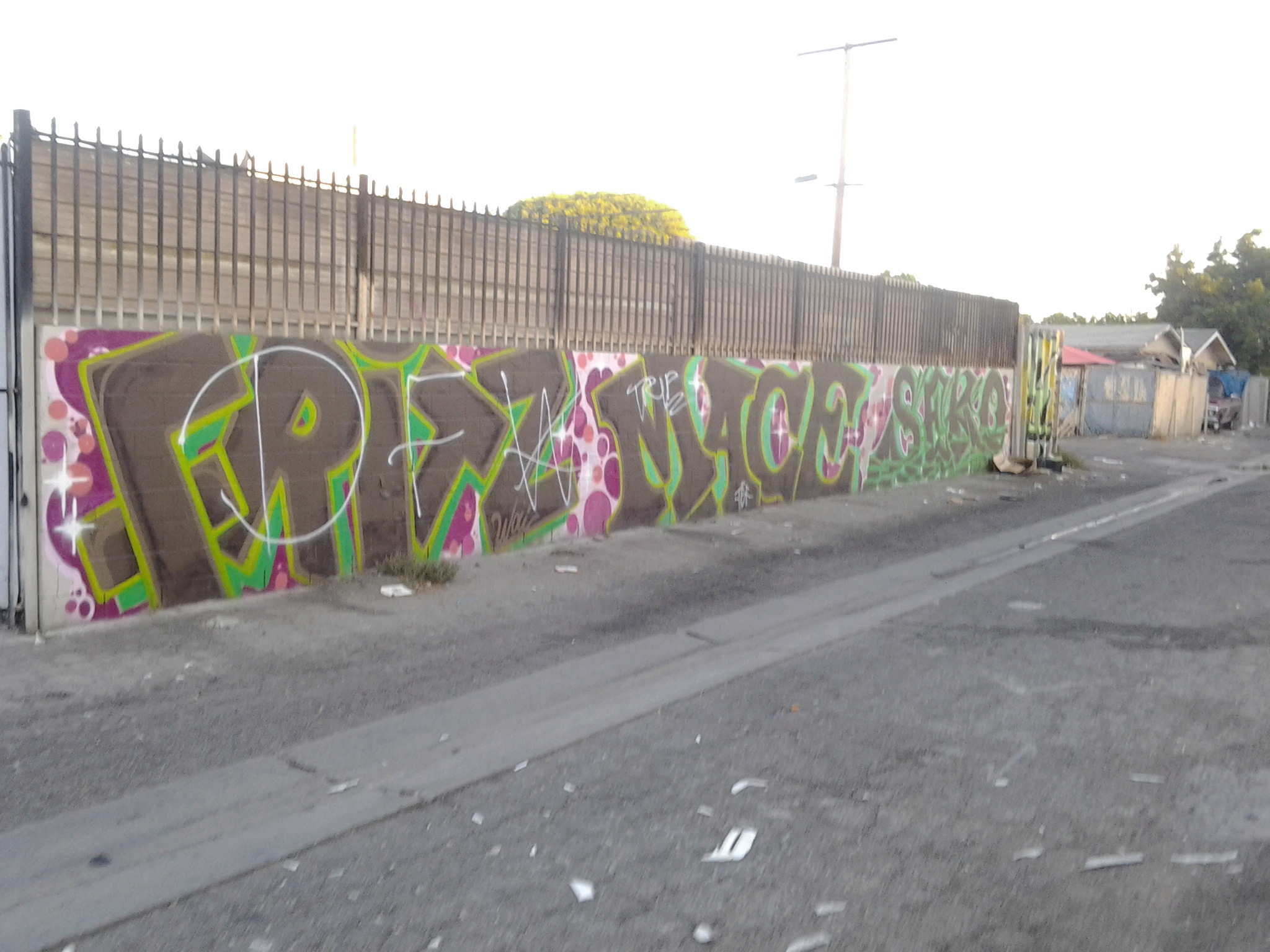 Compton - Compton c.a. ( graffiti murals ) 2021-027