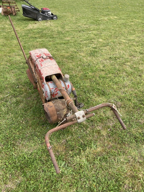 motoculteur - (vends) motoculteur mono roue bouyer 150€ à négocier 8f6db911