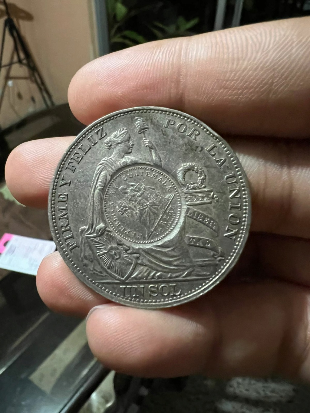 Monedas de 8 reales, pesos y quetzal de Guatemala, desde la Independencia - Página 2 Img-2020