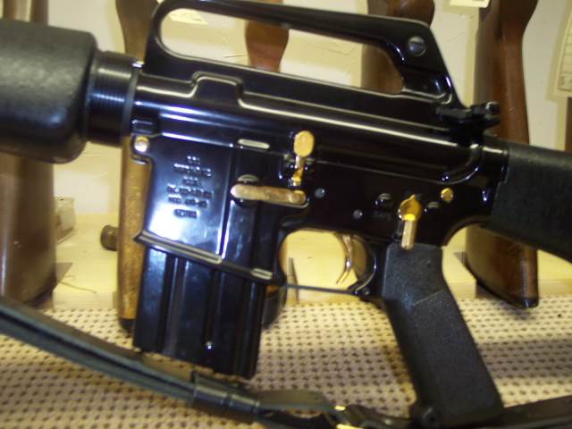 UN M16A1 COMMEMORATIF. Zzz13