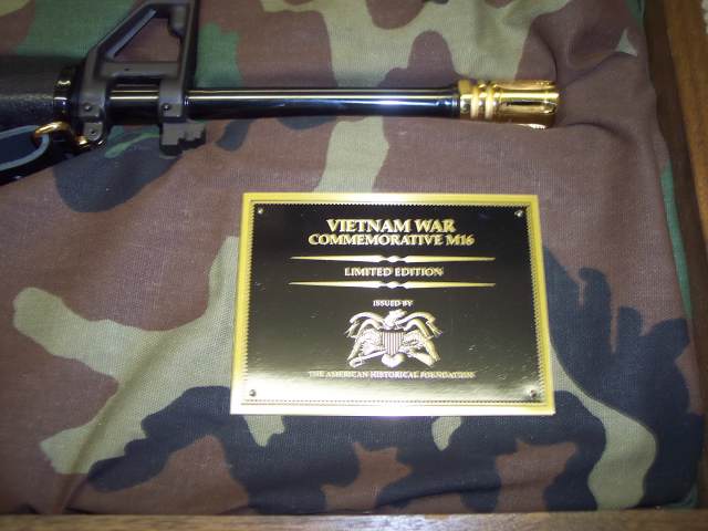 UN M16A1 COMMEMORATIF. Zzzz11