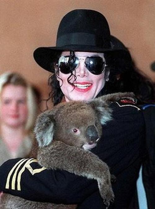 Collection MJ-Story : Michael et les animaux ^^ - Page 6 Michae17