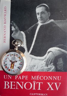 La Colombe et les tranchées: La montre Pape benoit XV Benoit12