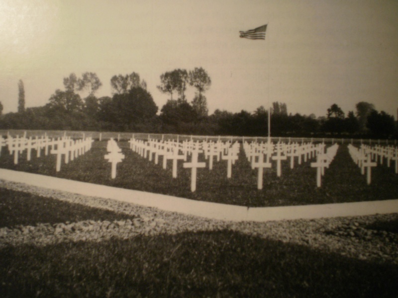 le cimetière de St Corneille en Sarthe Pb190010