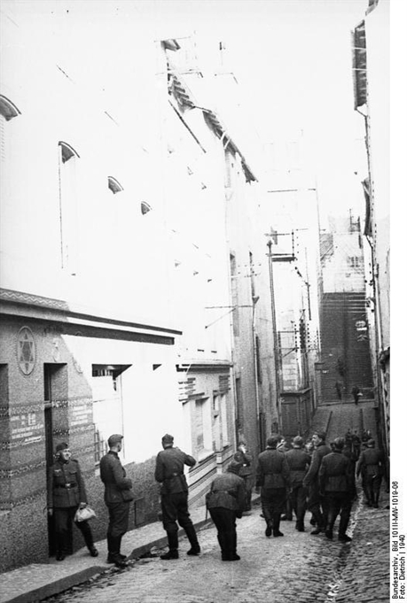 Brest, une synagogue transformée en maison close pour la Wehrmacht Brest_15