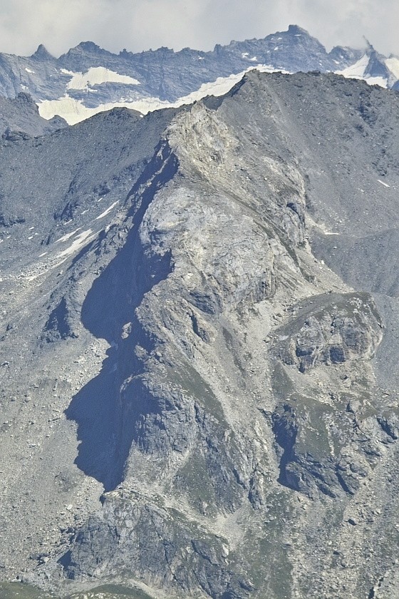 Les lacs de la Leisse et l'arête du Génépy Arsell10