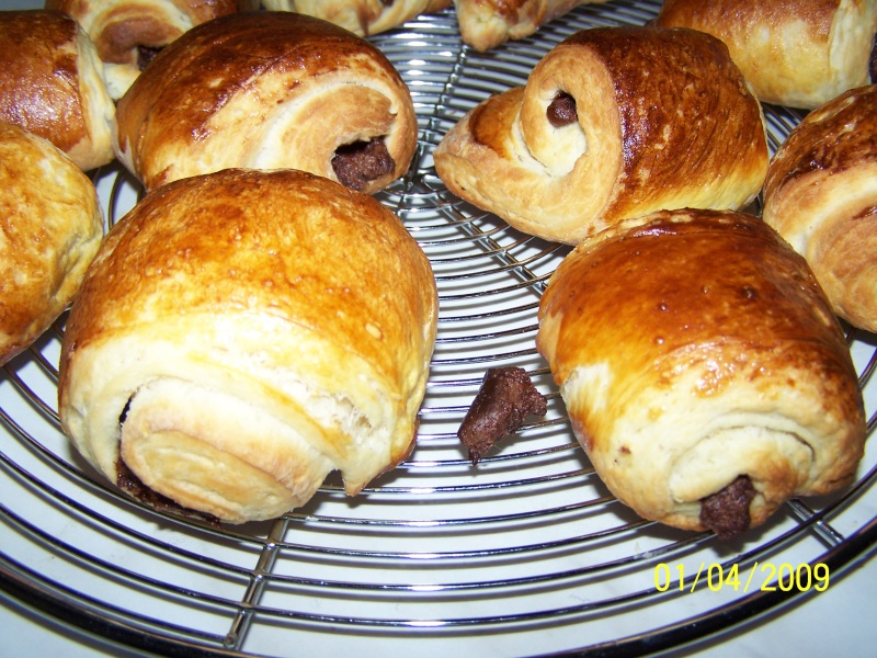 pains au chocolat - Page 2 100_4721