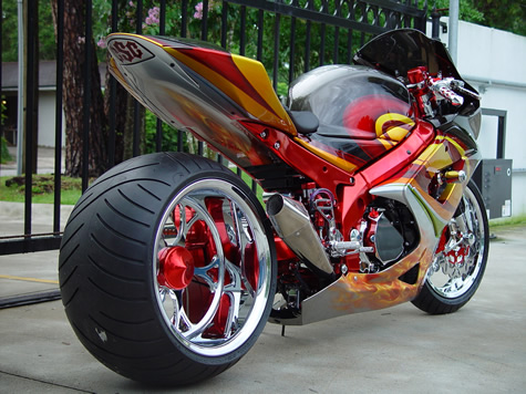 **topic des motos tuning** Qen0w710