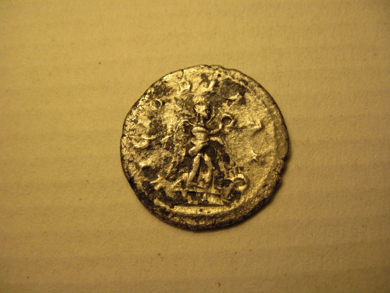 Antoniniano de Filipo I (VICTORIA AVG) Img_6215