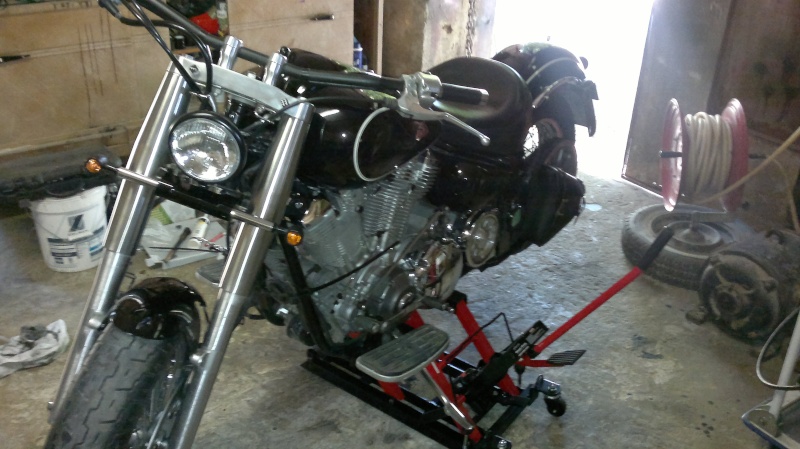 Leve moto hydraulique Jardin11