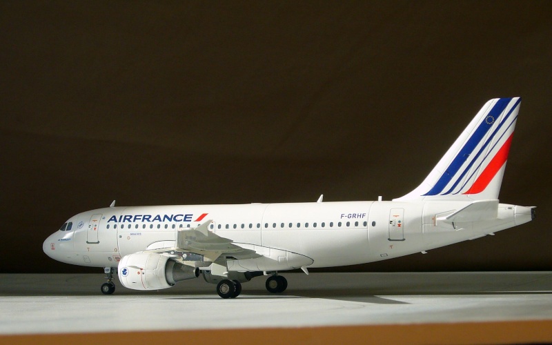 A319-111 AIR FRANCE 1/144 (+ de tofs) Jour_411