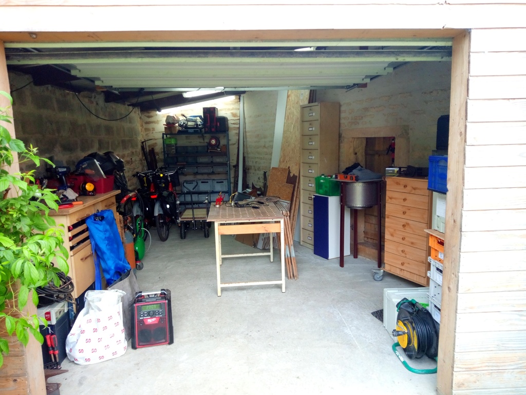 Mon garage faisant office d'atelier - Page 2 Img_2120