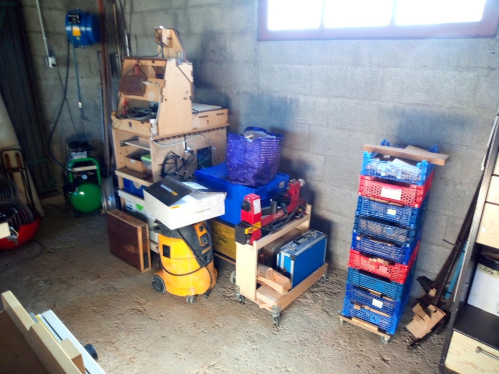 Mon garage faisant office d'atelier - Page 2 Img_2423