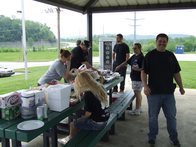 Scrounger Grill Out/Cruise to Rabbit Hash - Page 2 09010