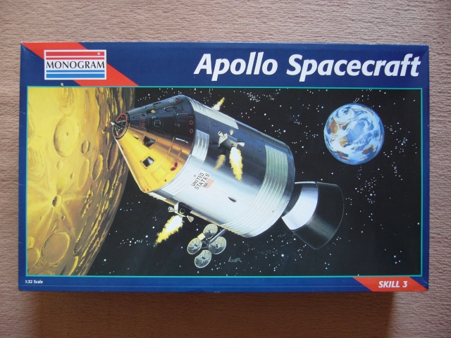 Apollo CSM [Monogram 1/32] - Montage de Astrono P1030341