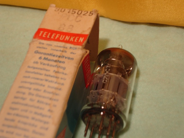 Telefunken PCC88 tube (NOS) SOLD Dsc04021