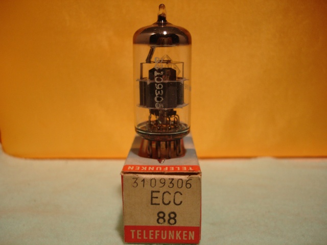 Telefunken ECC88 tube (NOS) SOLD Dsc04112