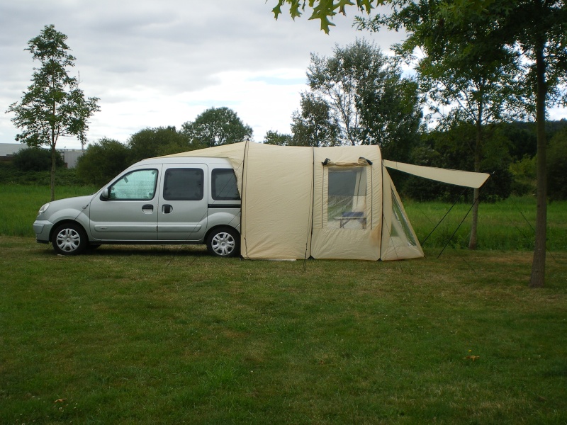 un kangoo aménagé pour les vacances Redon_25