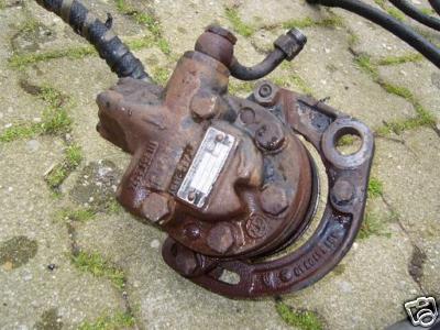 pompe hydraulique d'un 421 ??? Lenkhi16
