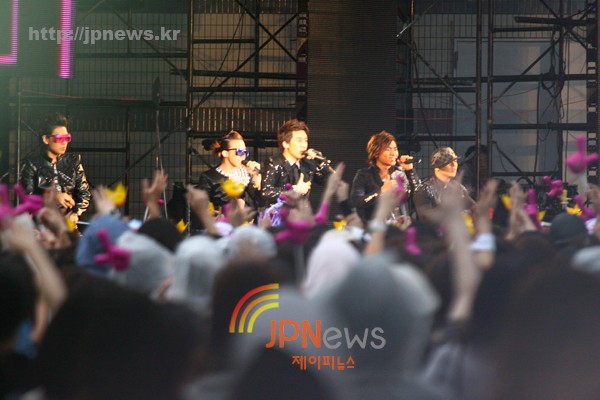 More than 8000 attend Big Bang’s Yoyogi Park Event 00000041