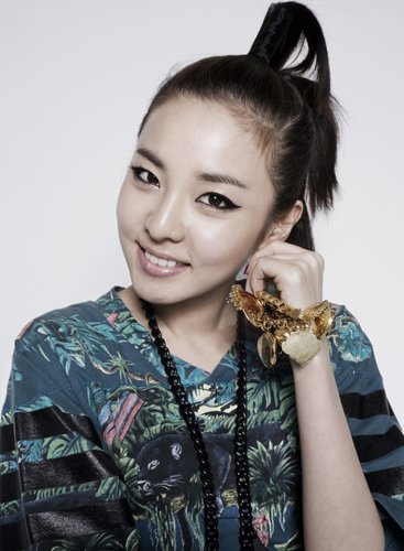 sandara park wants to be as cool uhm jung-hwa 00000064