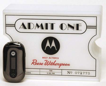 Gunmetal Motorola PEBL Given to Oscar Nominees V32521