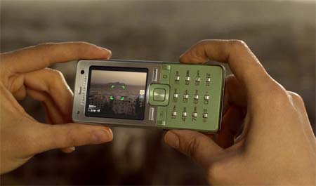 Sony Ericsson T650i 3.2MP Camera Phone Introduced W700i39