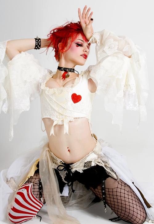 Pictures of Emilie Emilie13