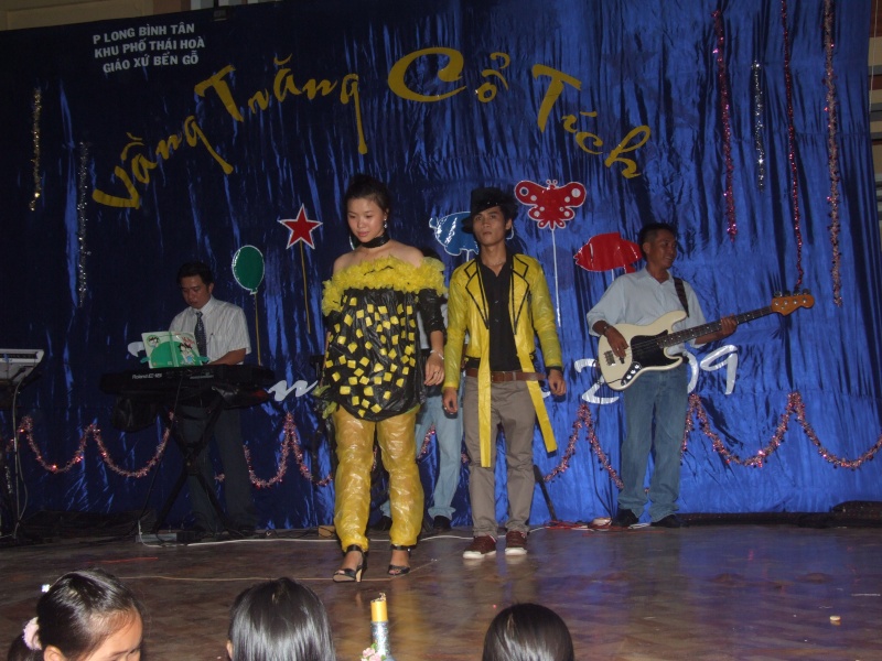 Văn Nghệ Trung Thu “ Vầng Trăng Cổ Tích’’ 2009 tiết MụcThời Trang Dscf1317