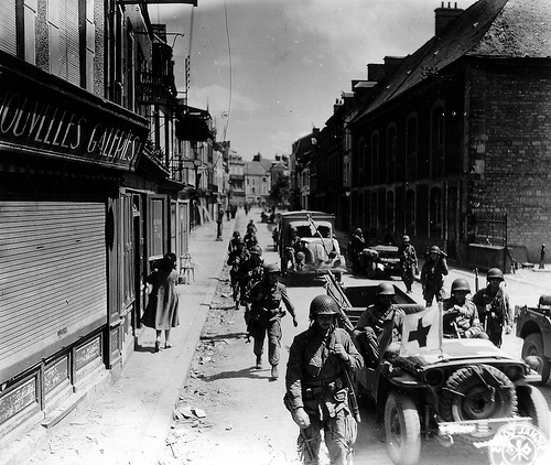 Photos de Carentan 326th_10