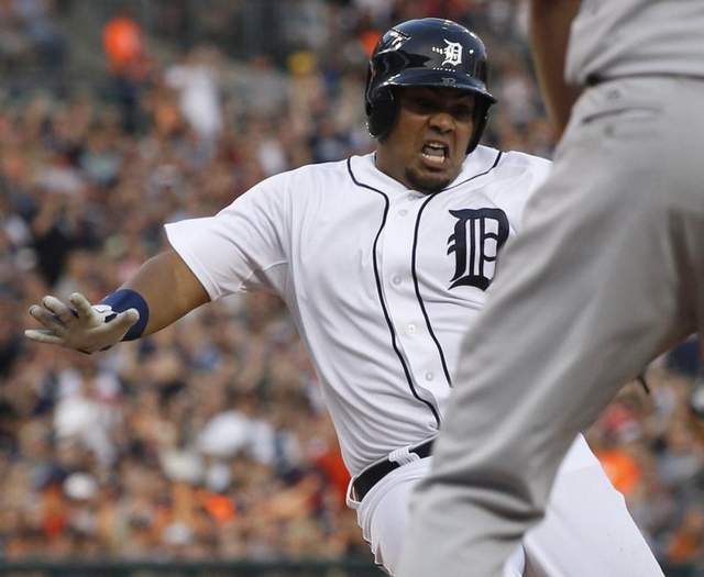 Jhonny Peralta hits two-run walk off homer in the bottom of the ninth, Tigers beat Red Sox 4-3...POSTGAME YOUTUBE UNDER: CURRICH5 Brayan10