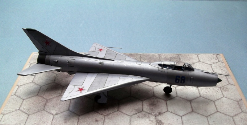 Sukhoi Su9 - Cooperativa - 1/72 Dscf8012