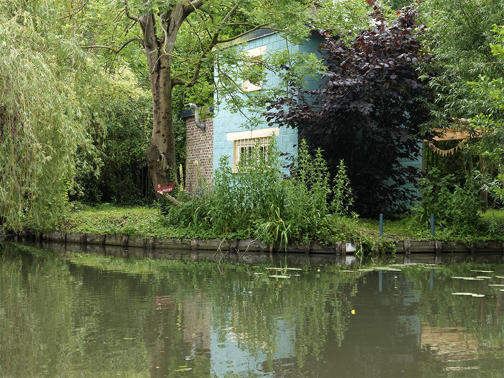 Amiens, les Hortillonnages, maison bleue Amiens10