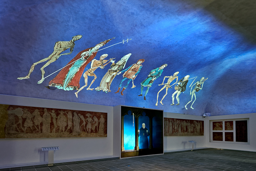 La danse macabre de l'Abbaye de la Chaise-Dieu, projection P1090015
