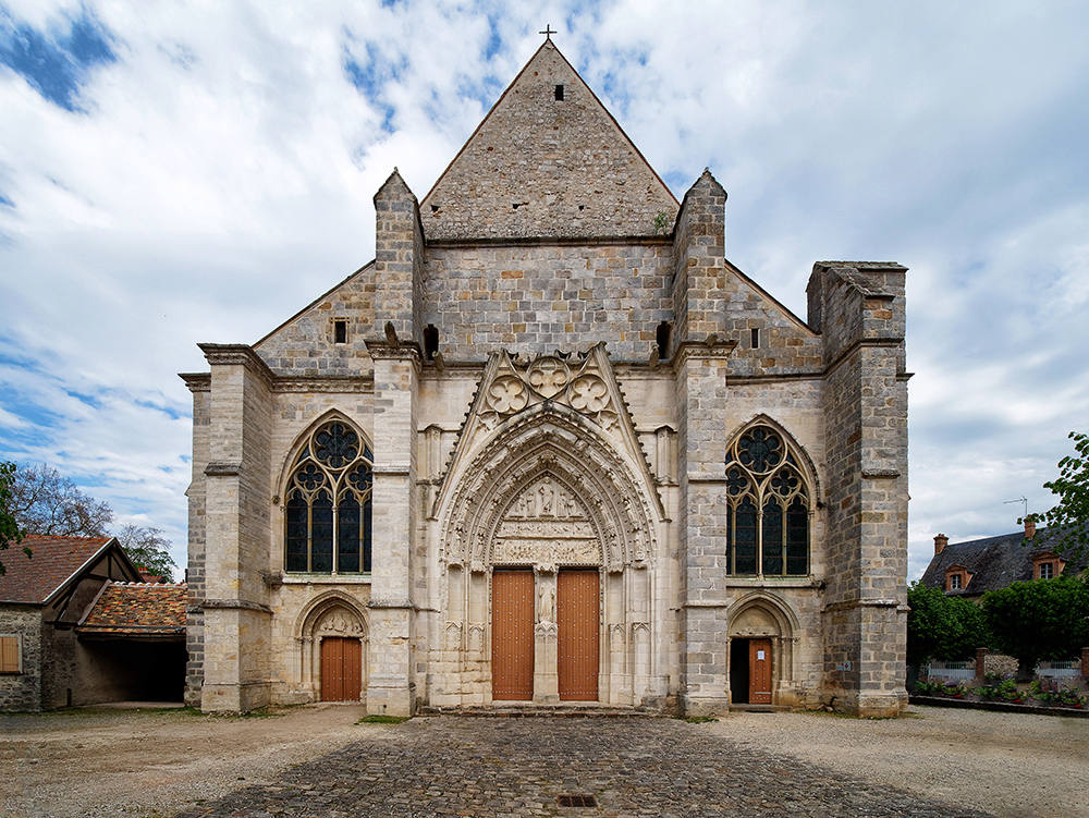 Eglise de Saint sulpice de favières, extérieur P1110725