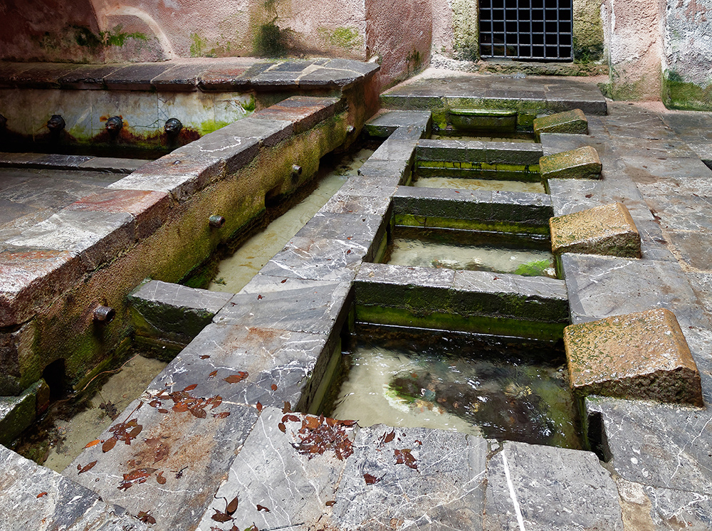 Le lavoir médiéval de Cefalù, suite et fin P9250812