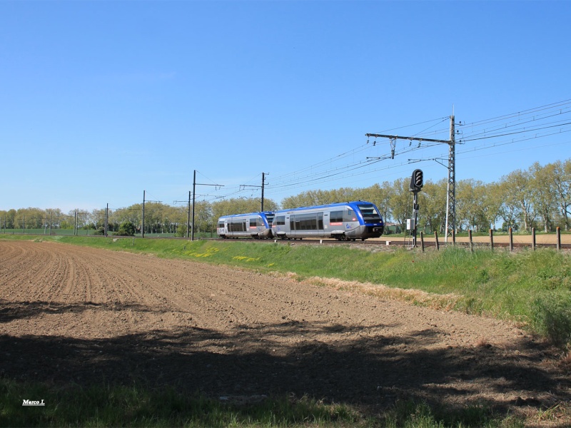 Photos et vidéos de la ligne Bordeaux - Toulouse - Narbonne - Sète (Fil 2) - Page 6 06-05-12