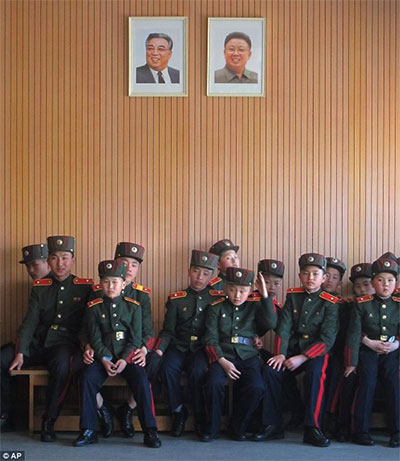 Cận cảnh trường đào tạo chiến binh "nhí" Triều Tiên 819aef10