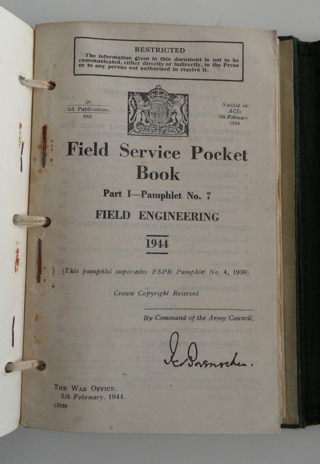 Ensemble de livrets anglais Service pocket book avec couverture spécifique au royal engineers - 35 euro Sam_6987