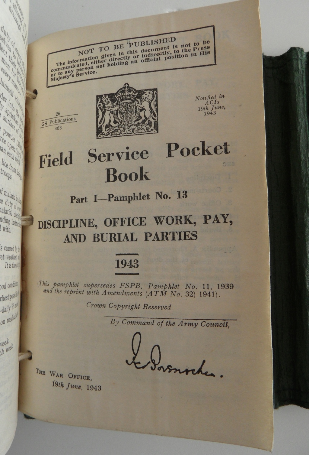 Ensemble de livrets anglais Service pocket book avec couverture spécifique au royal engineers - 35 euro Sam_6991